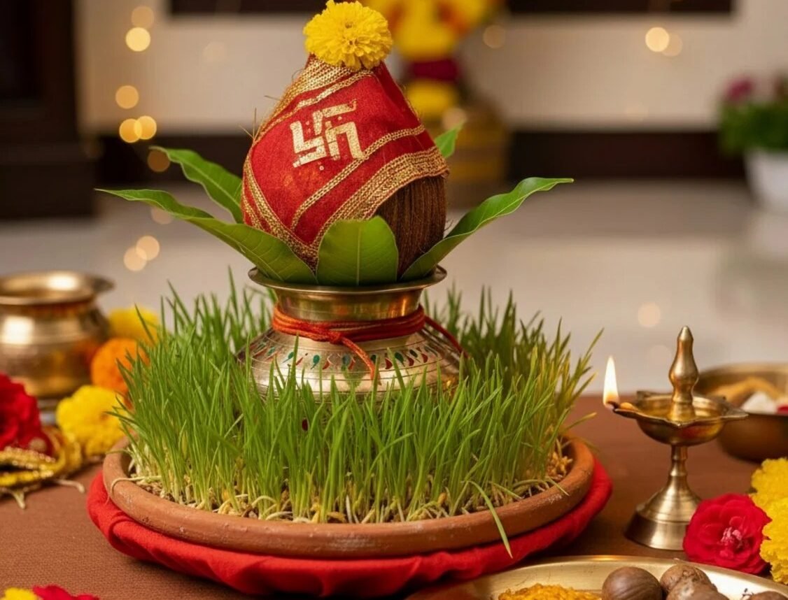 शारदीय नवरात्रि 2025 में कलश स्थापना करती महिला, पूजा सामग्री के साथ