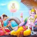 रमा एकादशी पर भगवान विष्णु और माता लक्ष्मी की पूजा करते हुए भक्त