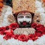 खाटूश्यामजी लक्खी मेला 2026 में श्रद्धालुओं की विशाल भीड़ और बाबा श्याम मंदिर दर्शन