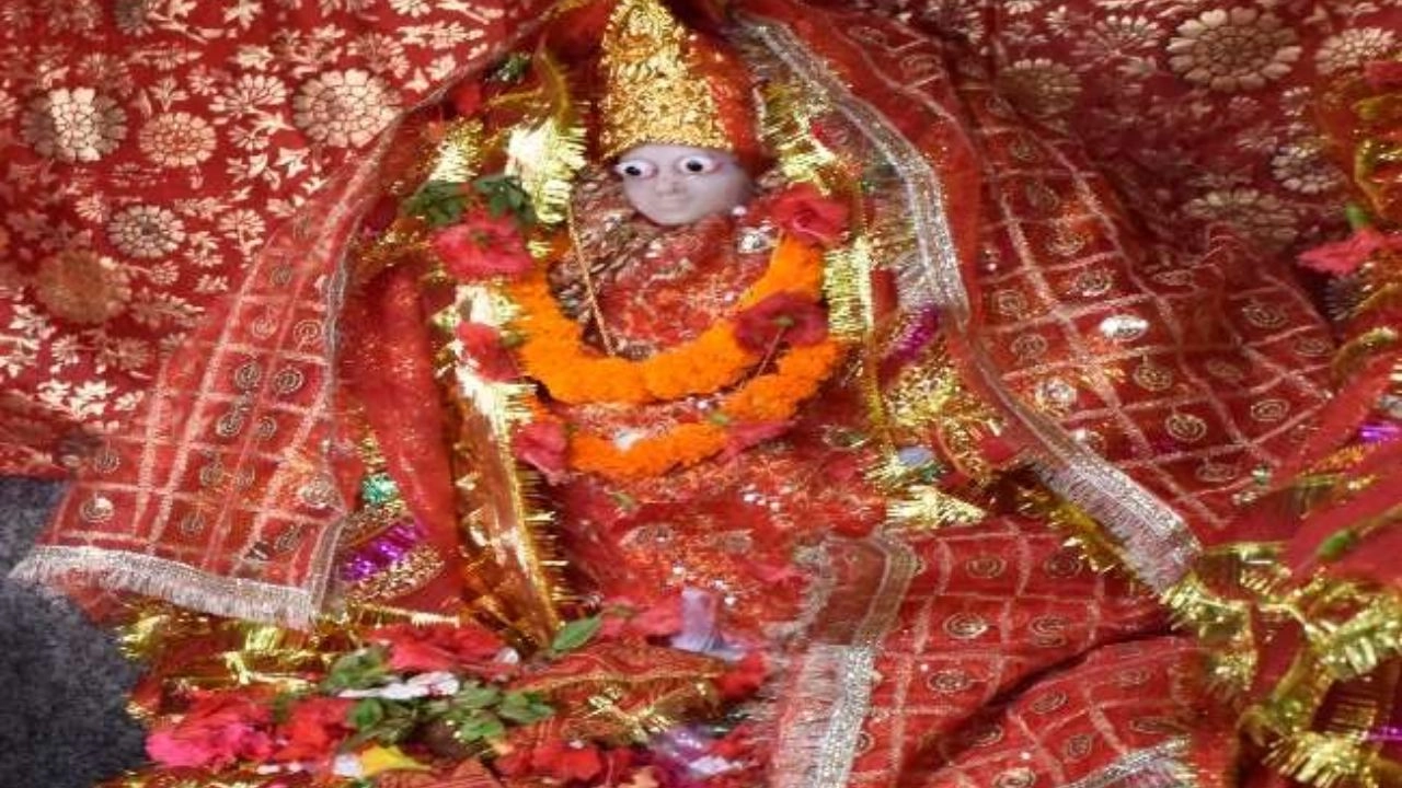 तरकुलहा देवी मंदिर का मुख्य पवित्र स्थल, गोरखपुर, उत्तर प्रदेश