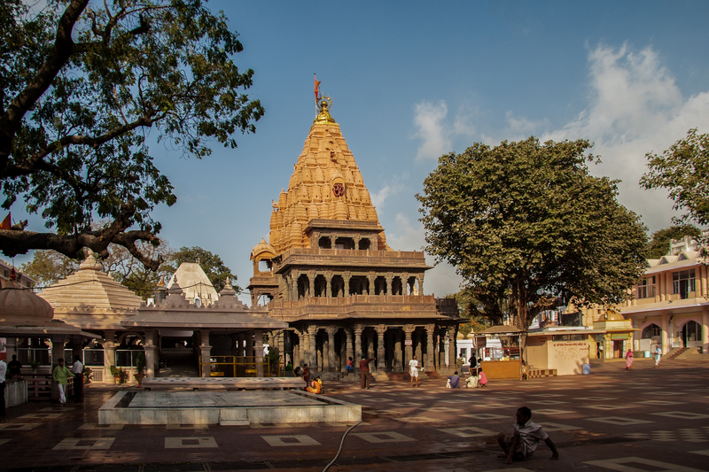 उज्जैन यात्रा में महाकालेश्वर मंदिर, काल भैरव और अन्य पवित्र स्थलों का आध्यात्मिक अनुभव