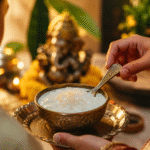घर से निकलने से पहले दही-शक्कर खाते हुए व्यक्ति, भारतीय परंपरा और शुभ शुरुआत का प्रतीक