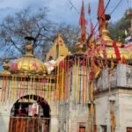 ज्वालाजी मंदिर हिमाचल प्रदेश में बिना तेल और बाती के जलती अखंड दिव्य ज्वालाएं, 51 शक्तिपीठों में प्रसिद्ध धार्मिक स्थल