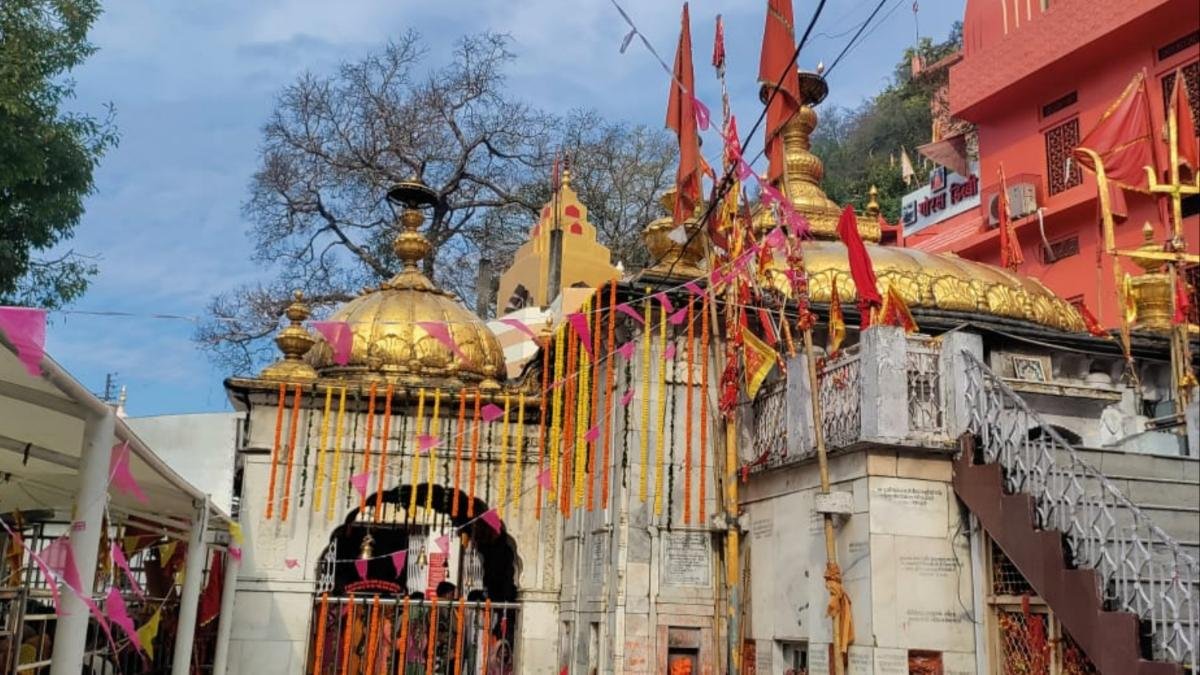 ज्वालाजी मंदिर हिमाचल प्रदेश में बिना तेल और बाती के जलती अखंड दिव्य ज्वालाएं, 51 शक्तिपीठों में प्रसिद्ध धार्मिक स्थल