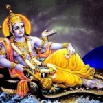 श्री विष्णु चालीसा का संपूर्ण पाठ करते हुए भगवान विष्णु का दिव्य स्वरूप